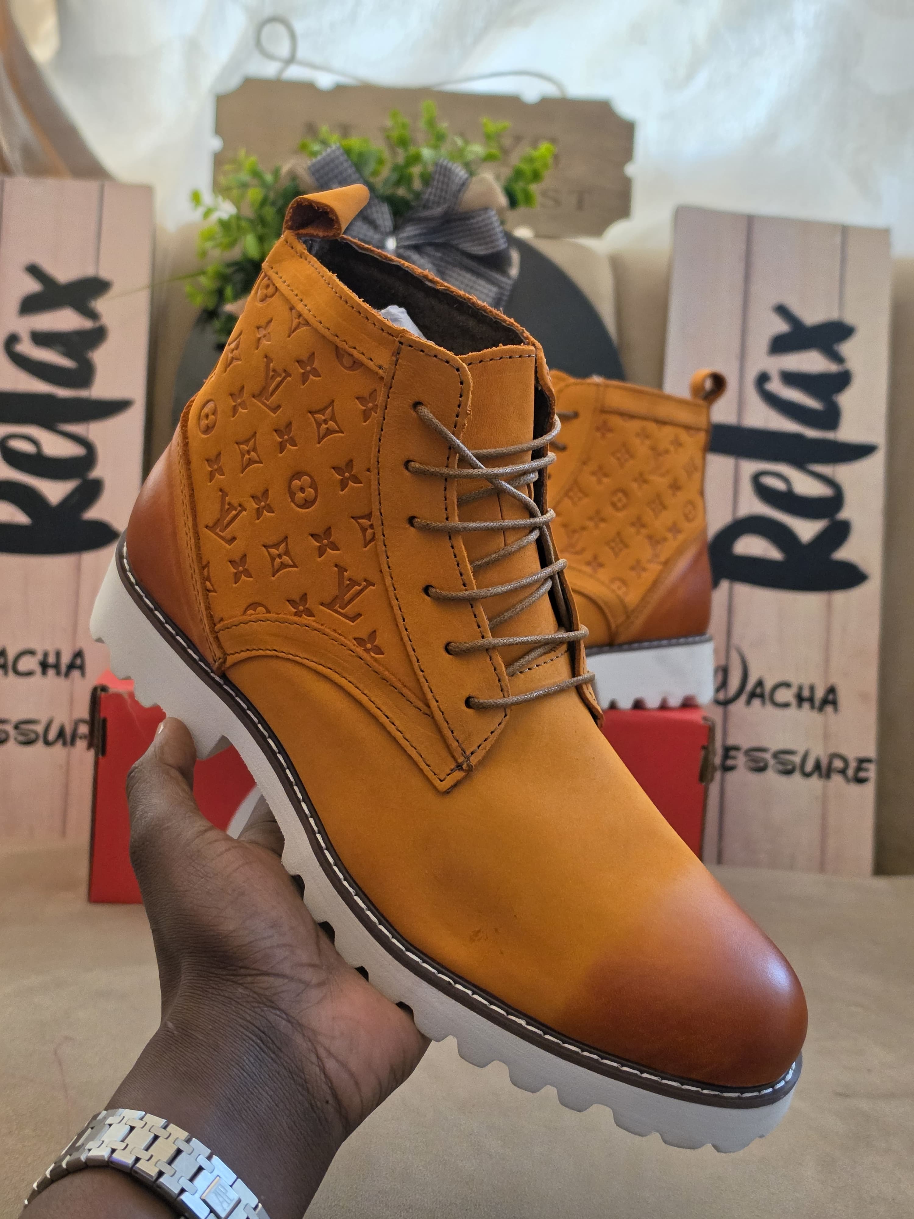 Lv & Timber